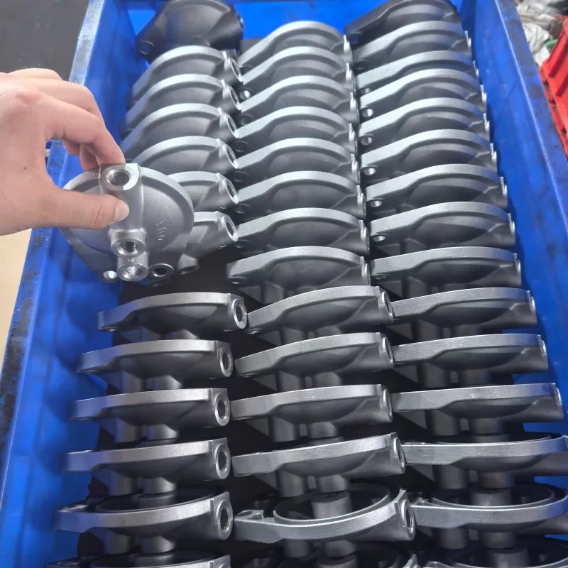 Separadores de óleo-água do motor da escavadeira de metal Tuoyuan enviados hoje